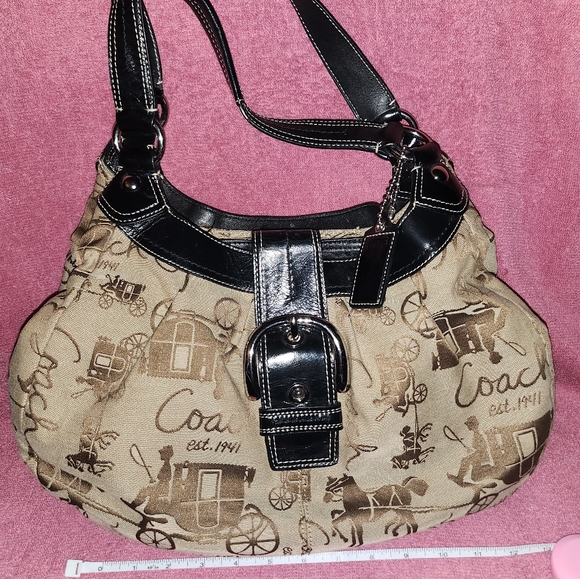 Coach - Picture 1 of 6